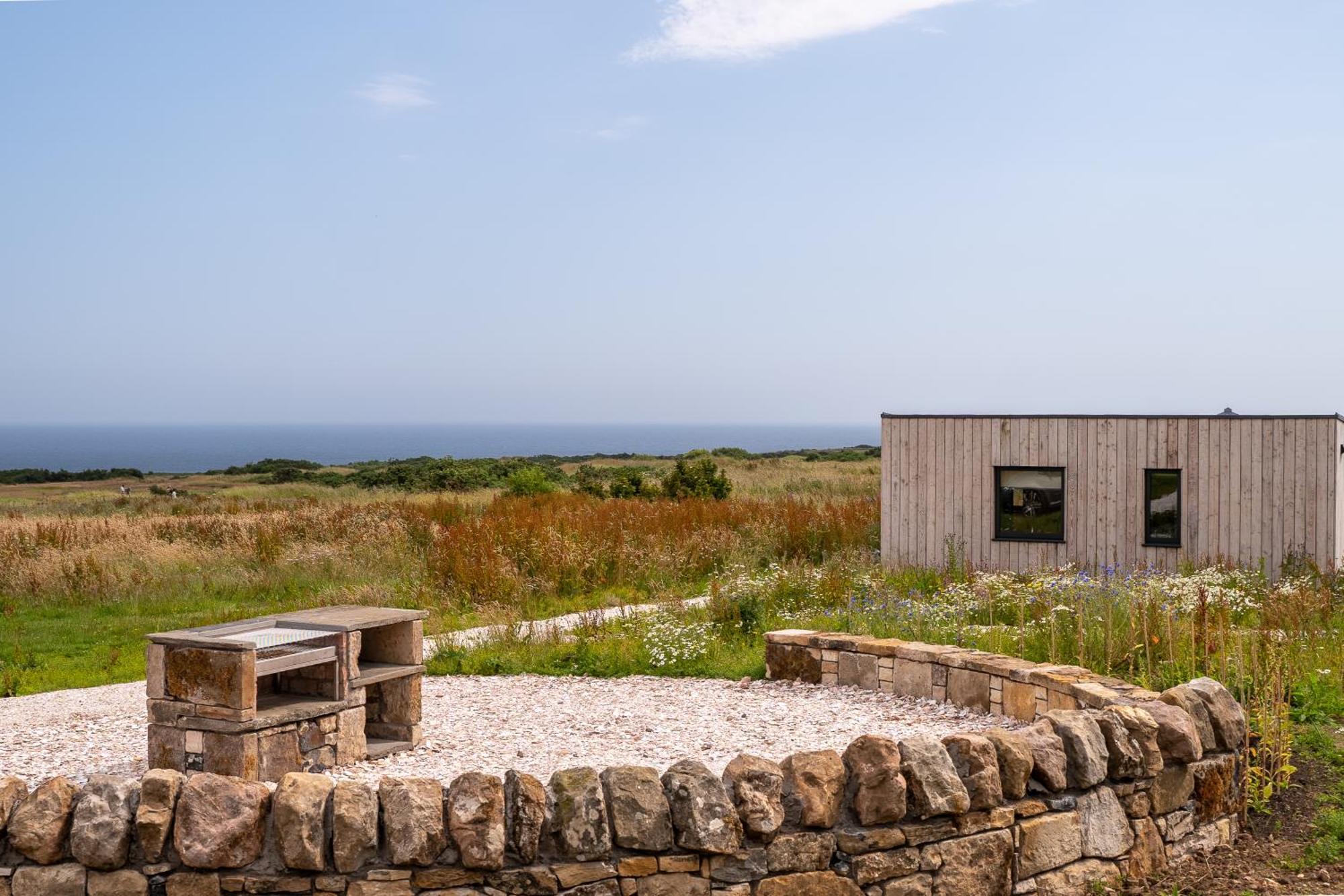 Rustic Cabins, Sea Views From Rewilded Farm With Highland Cows St Andrews Exterior photo