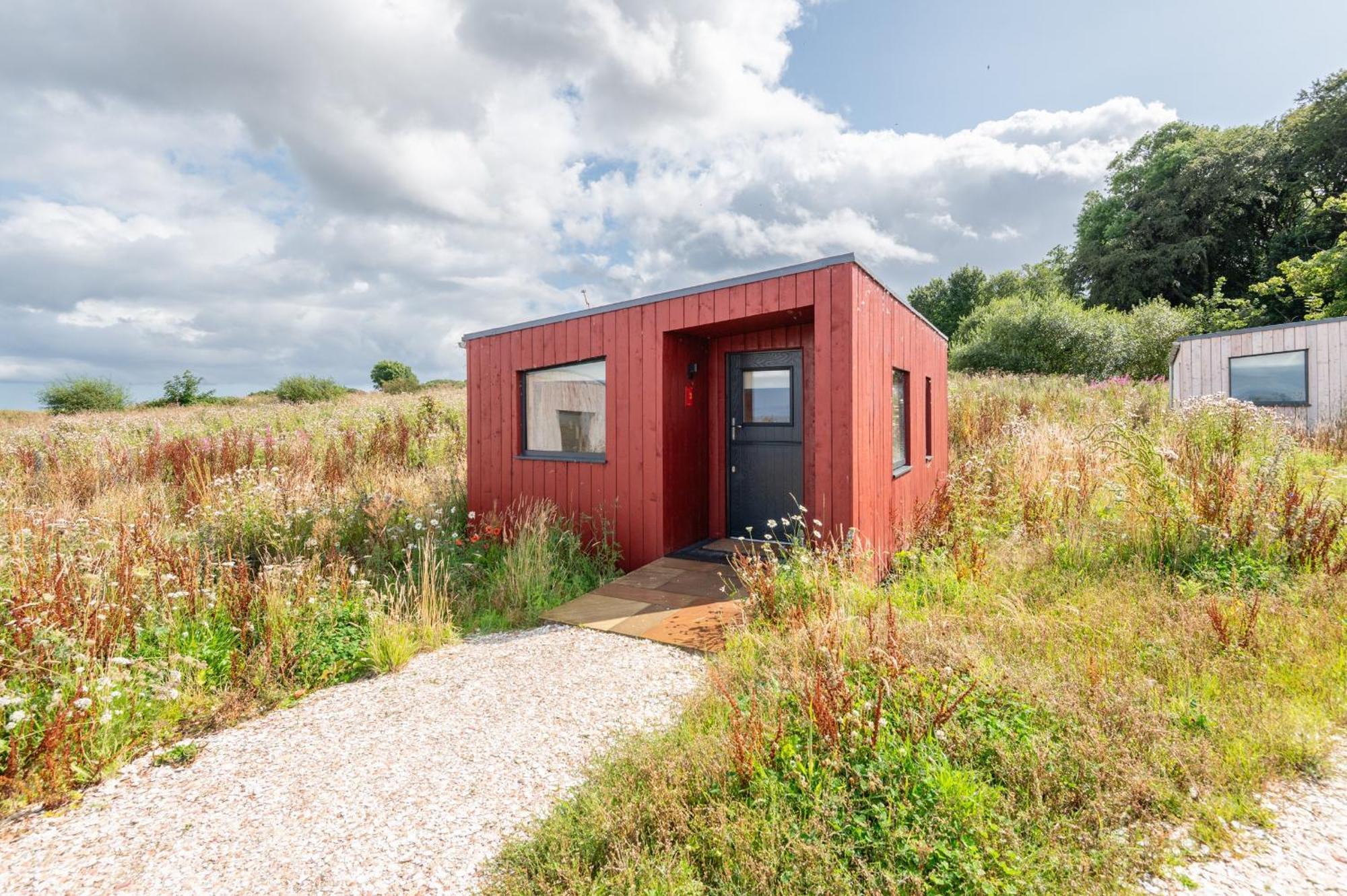Rustic Cabins, Sea Views From Rewilded Farm With Highland Cows St Andrews Exterior photo